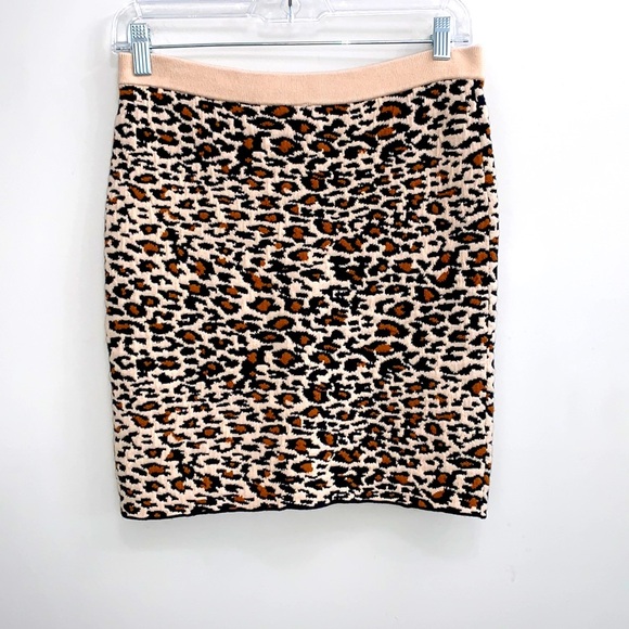 Urban outfitters cheetah print  skirt - Picture 1 of 6